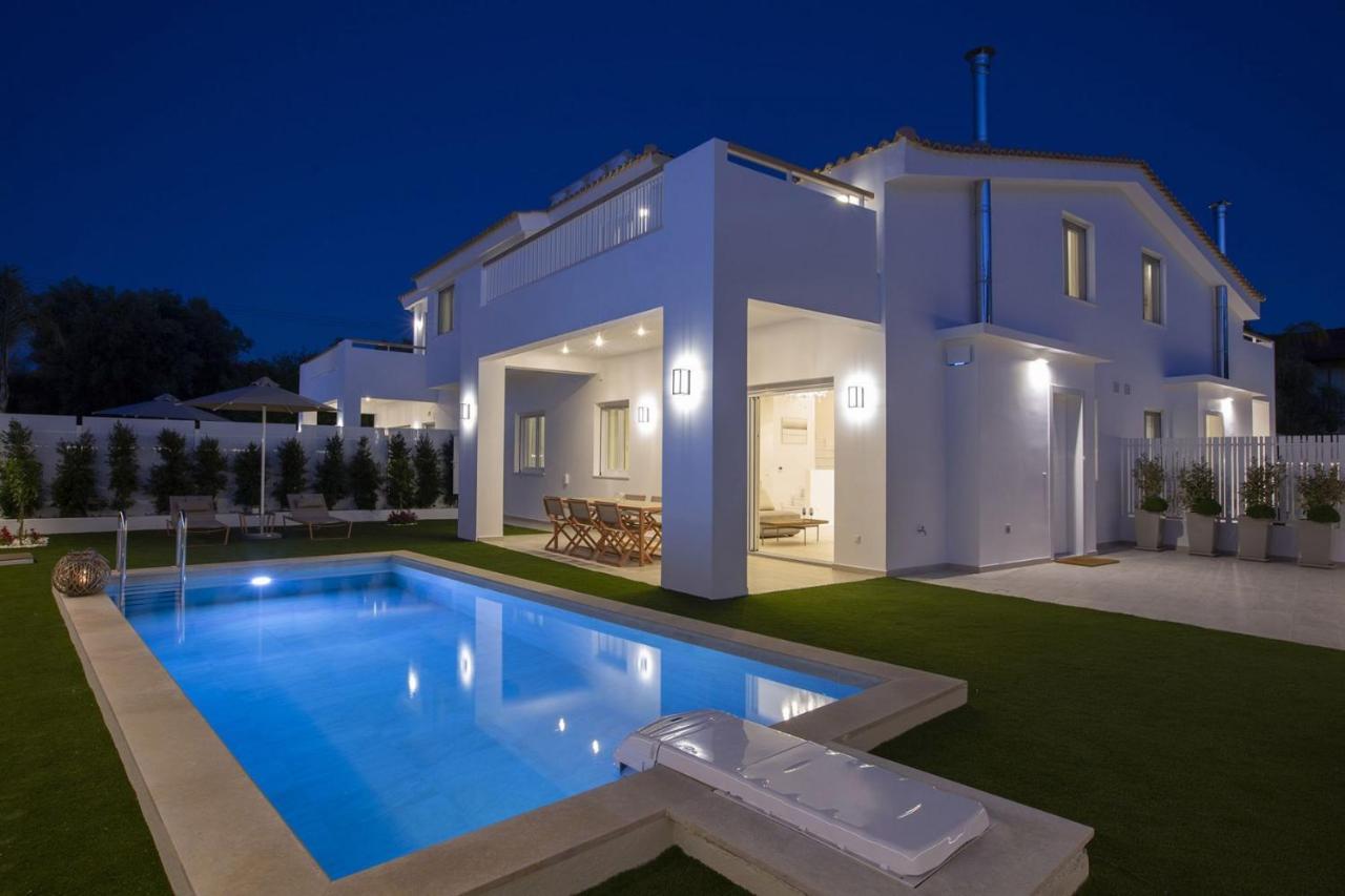 The Quad Luxury Villas Lygia  Exterior photo